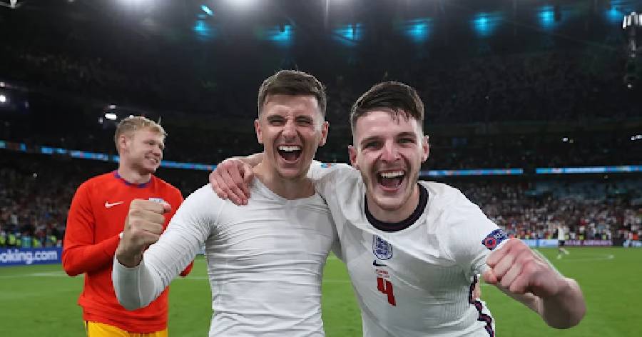 Mason Mount 7 núi siêu tạ của MU